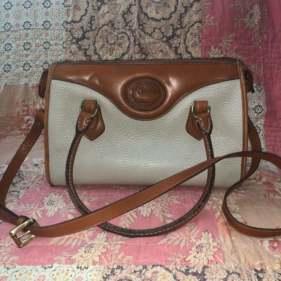 Dooney & Bourke Handbags - 🧨 HP🧨Vintage Dooney & Bourke Handbag